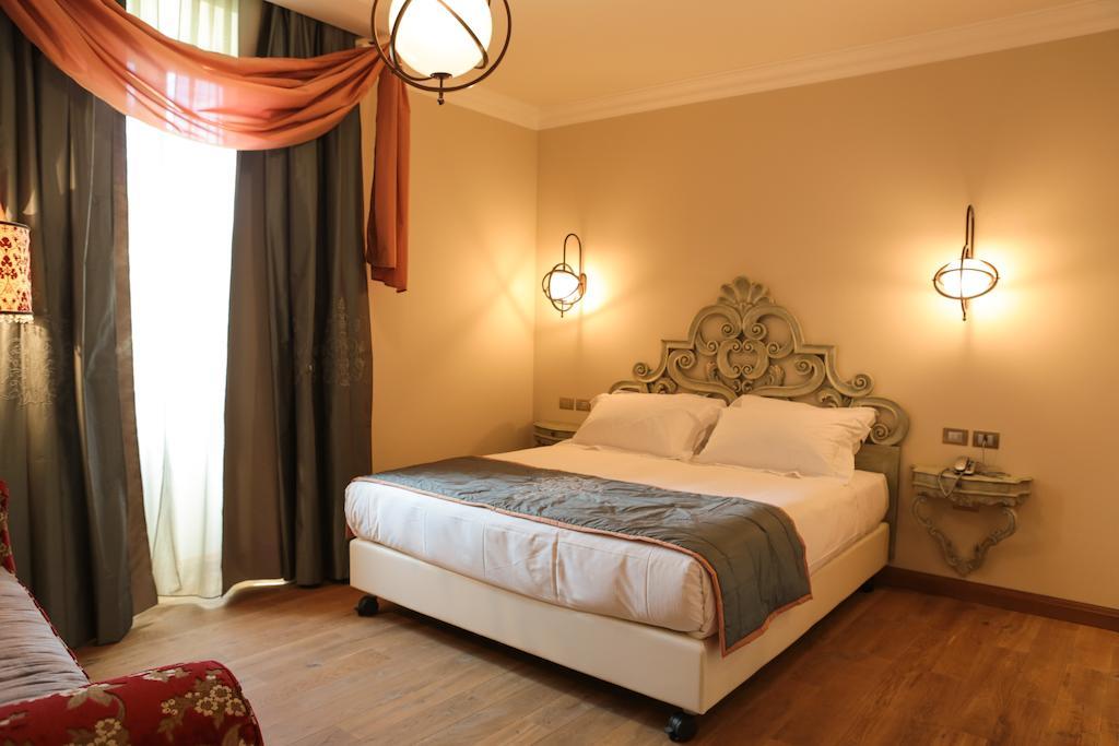 Ville Sull'Arno Florence Exterior photo A bedroom at the hotel