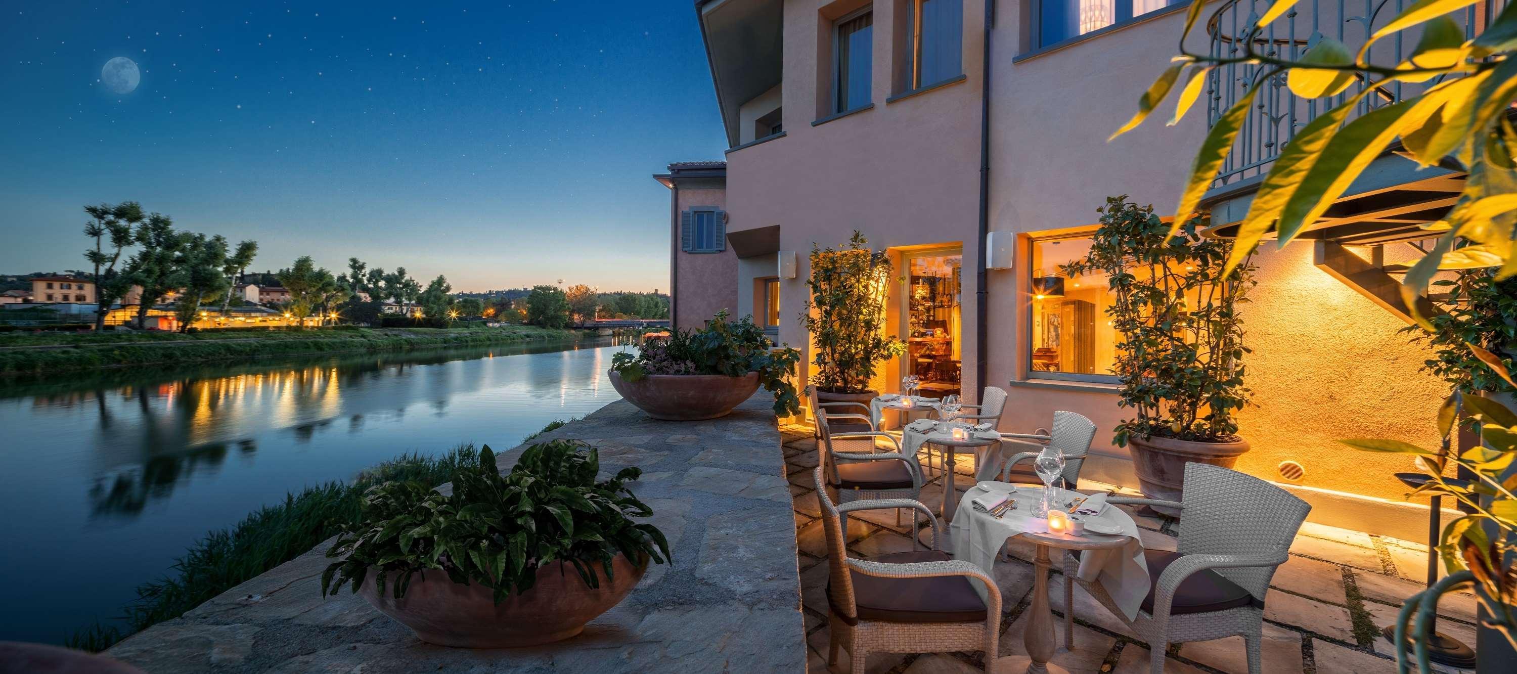 Ville Sull'Arno Florence Exterior photo The hotel's terrace