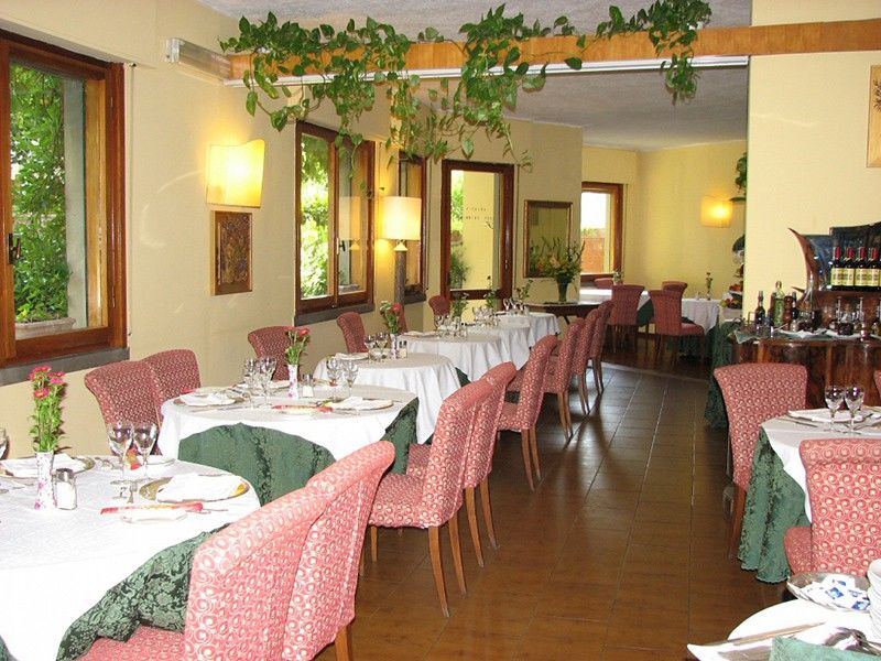 Ville Sull'Arno Florence Exterior photo Restaurant in Italy