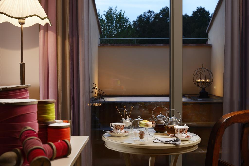 Ville Sull'Arno Florence Exterior photo A room at the hotel