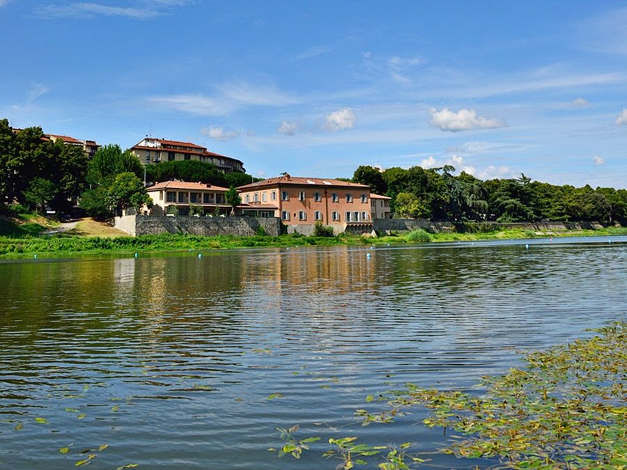 Ville Sull'Arno Florence Exterior photo The Arno at San Michele veduta